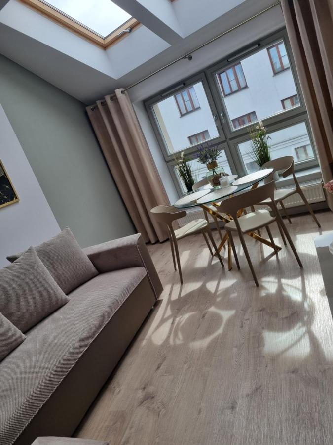 Miodowa Street Parking Free Apartment Krakau